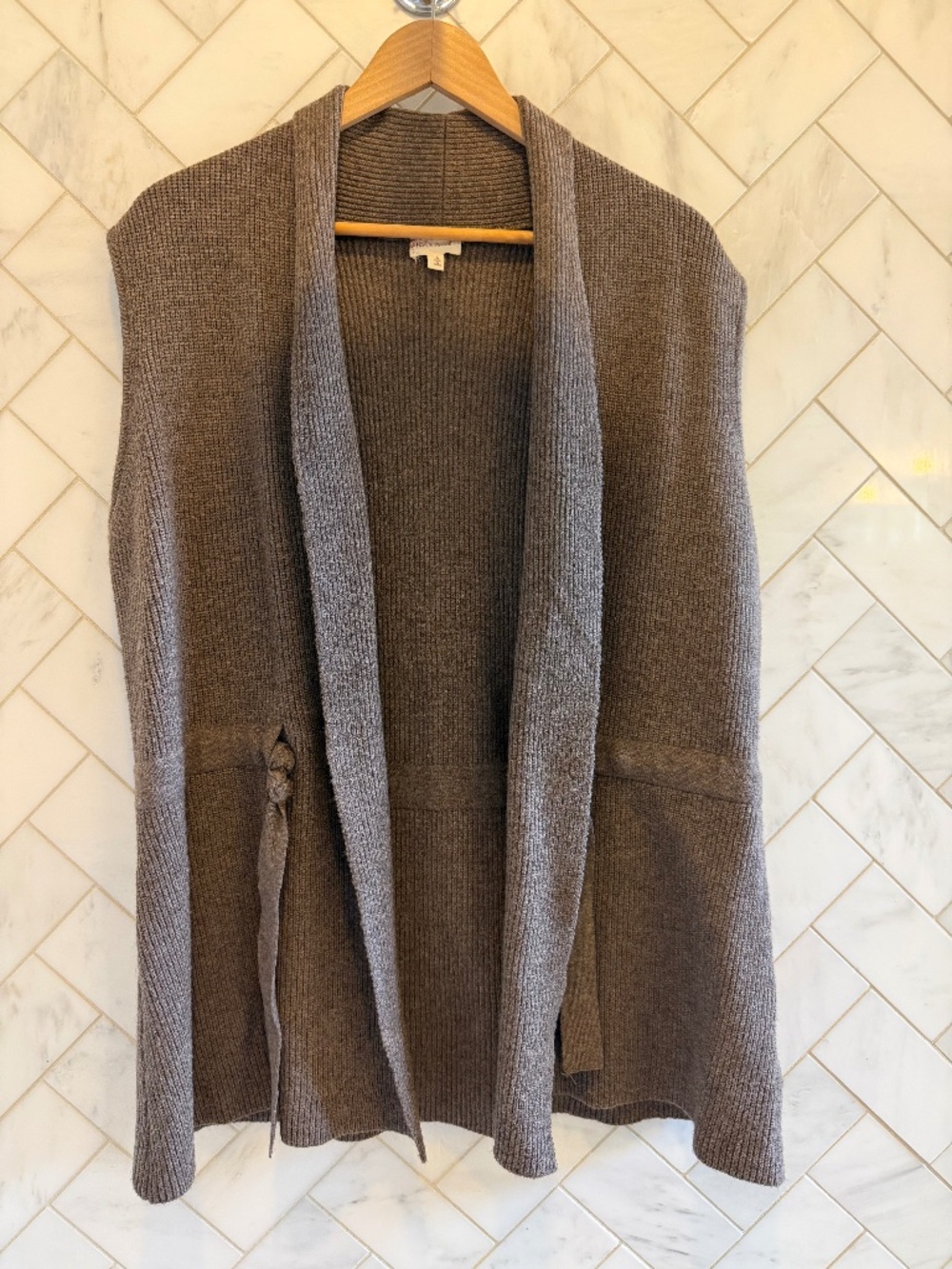 Sweater vest cardigan